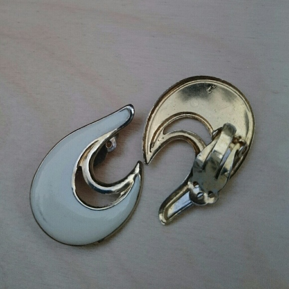 Drop of Golden Cream☕ - Picture 3 of 4